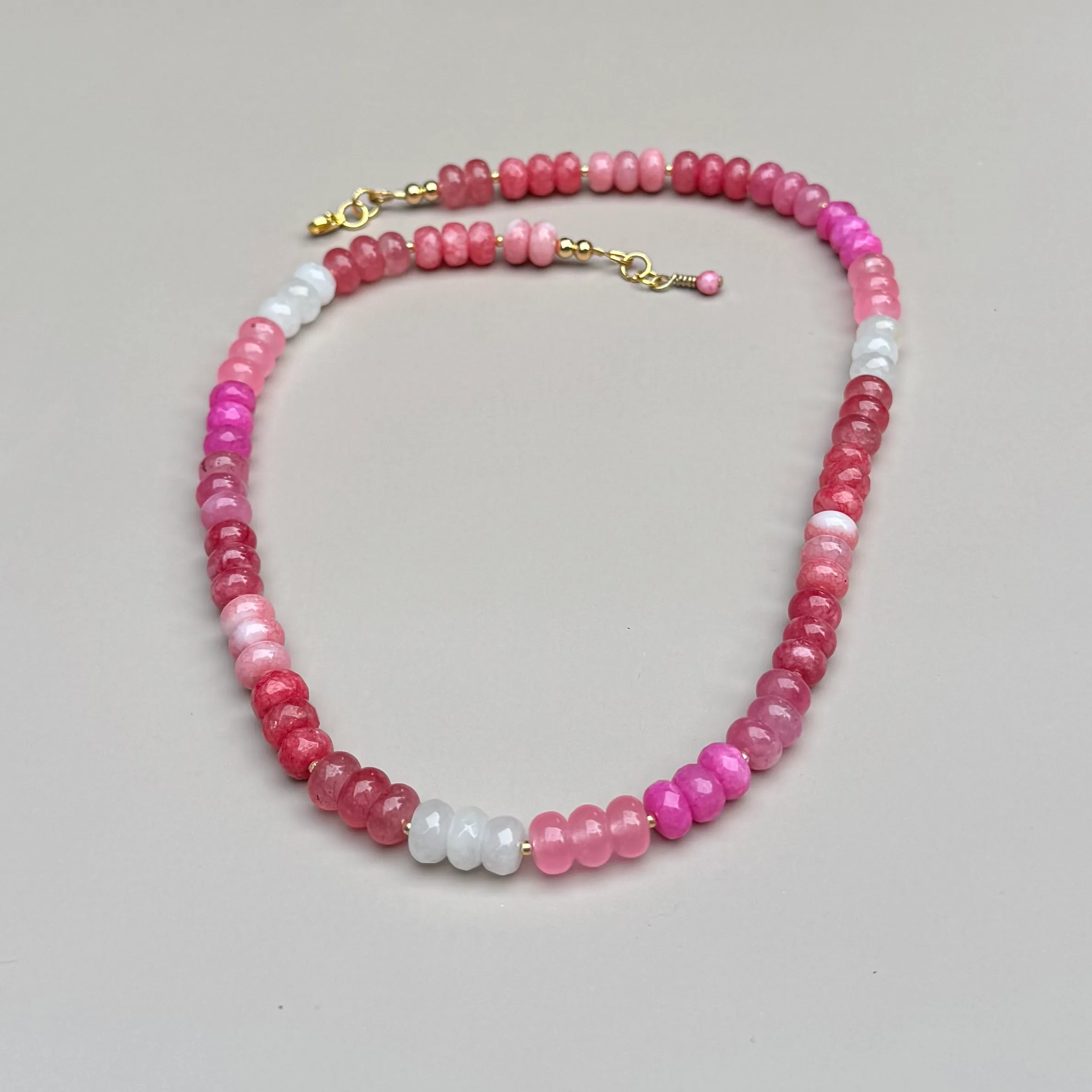 the rosa necklace - pinks